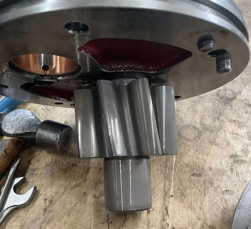 Lub.Oil Pump Complete Suitable For L21/31